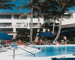 Four Winds Beach Resort - Pool