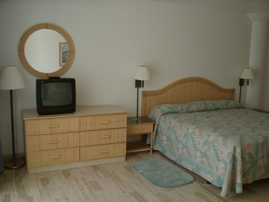 Royal Islander Club la Plage - Unit Bedroom