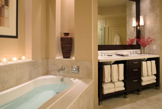 Westin Kierland Villas - Westin Heavenly Bath and jetted Whirlpool tub 