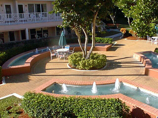 Dover House - Courtyard